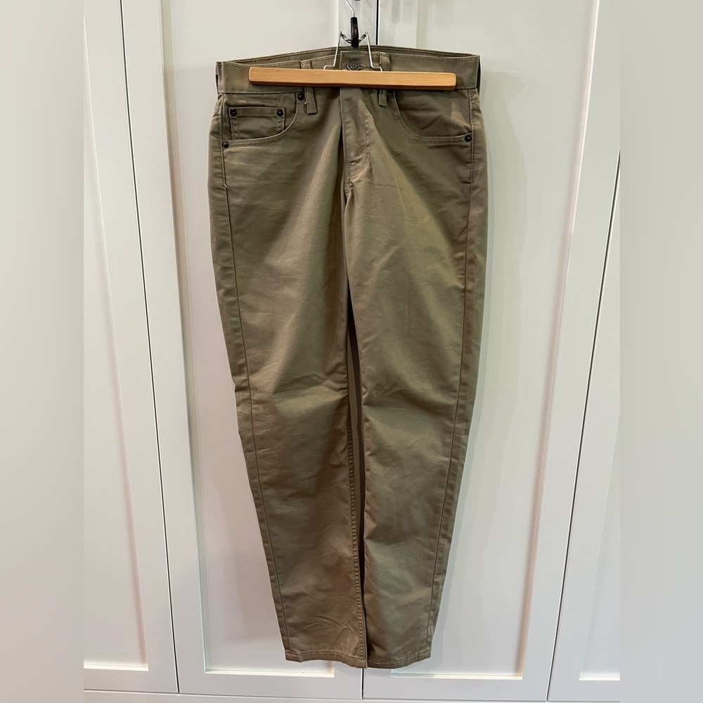 Levi Jeans. 511 Slim Fit. 30 X 32